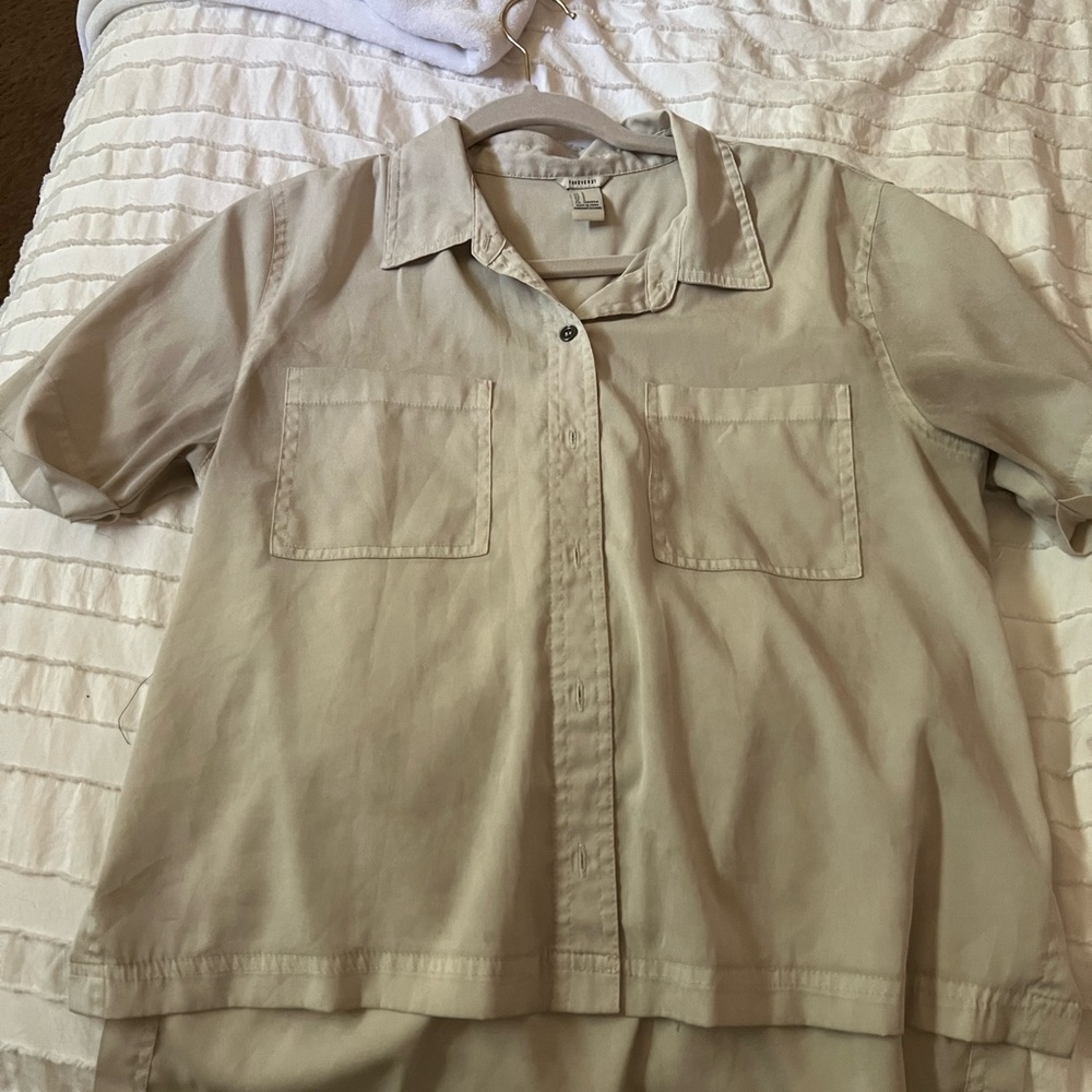 Forever 21 button up